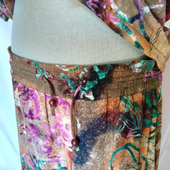 Globe Trotter Boho Hippie Artsy Short Sleeve Skirt Set With Shiny Line Design XL - Picture 4 of 7